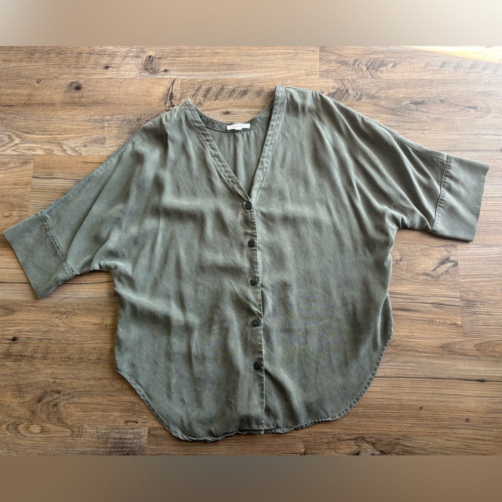 VETTA Tencel Boyfriend Button Front Shirt Olive Green size Small